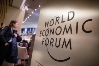 IA que pode reforçar a credibilidade é tema em Davos